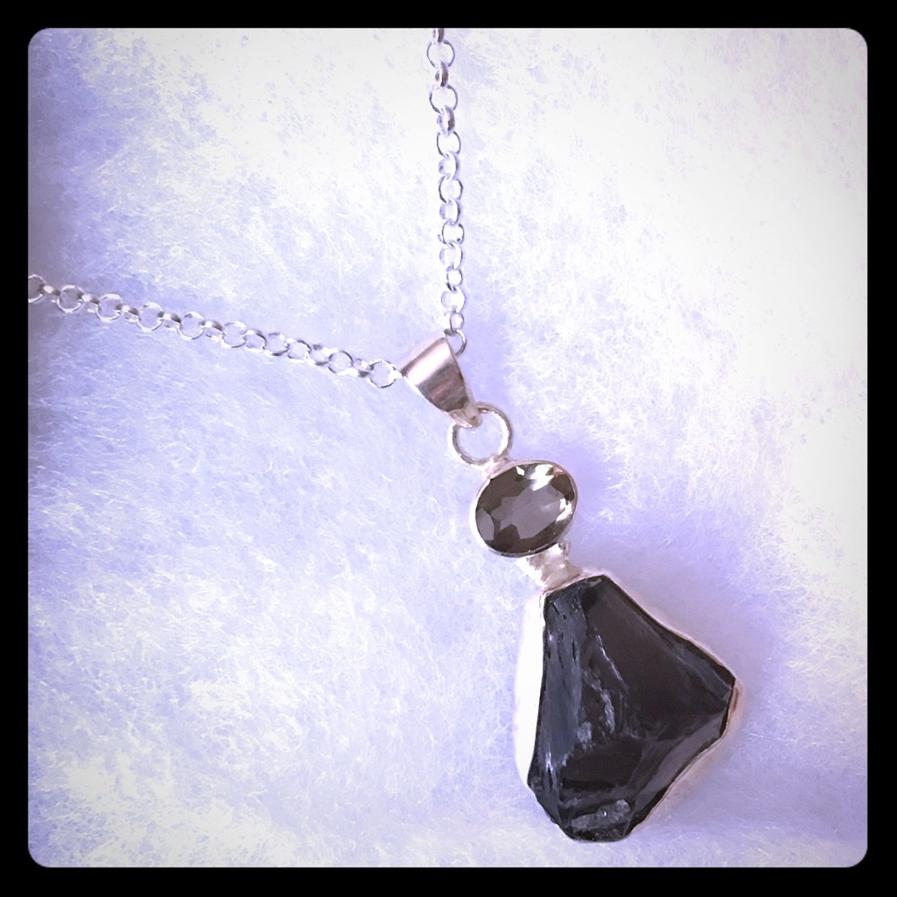 Smoky quartz pendant